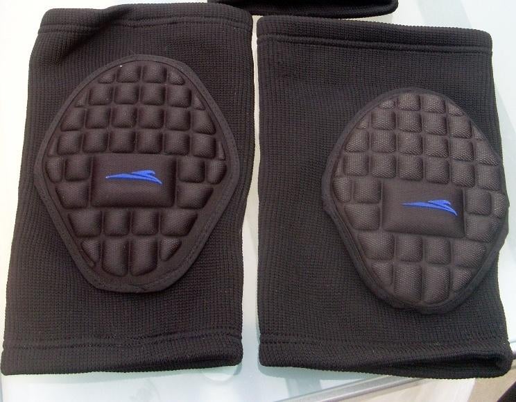 Nieuwe kniebeschermers voor Volleybal, Sport en Fitness, Volleybal, Ophalen of Verzenden, Nieuw, Bescherming