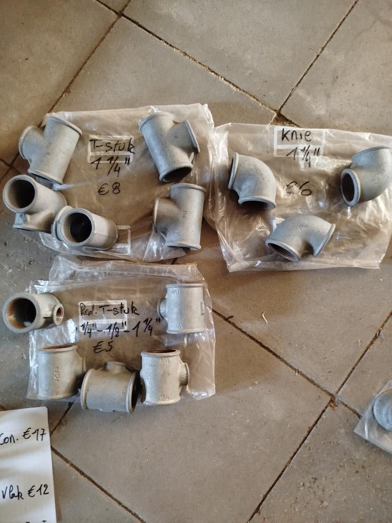 Galvanise koppelingen 5/4", Doe-het-zelf en Bouw, Ophalen, Zo goed als nieuw