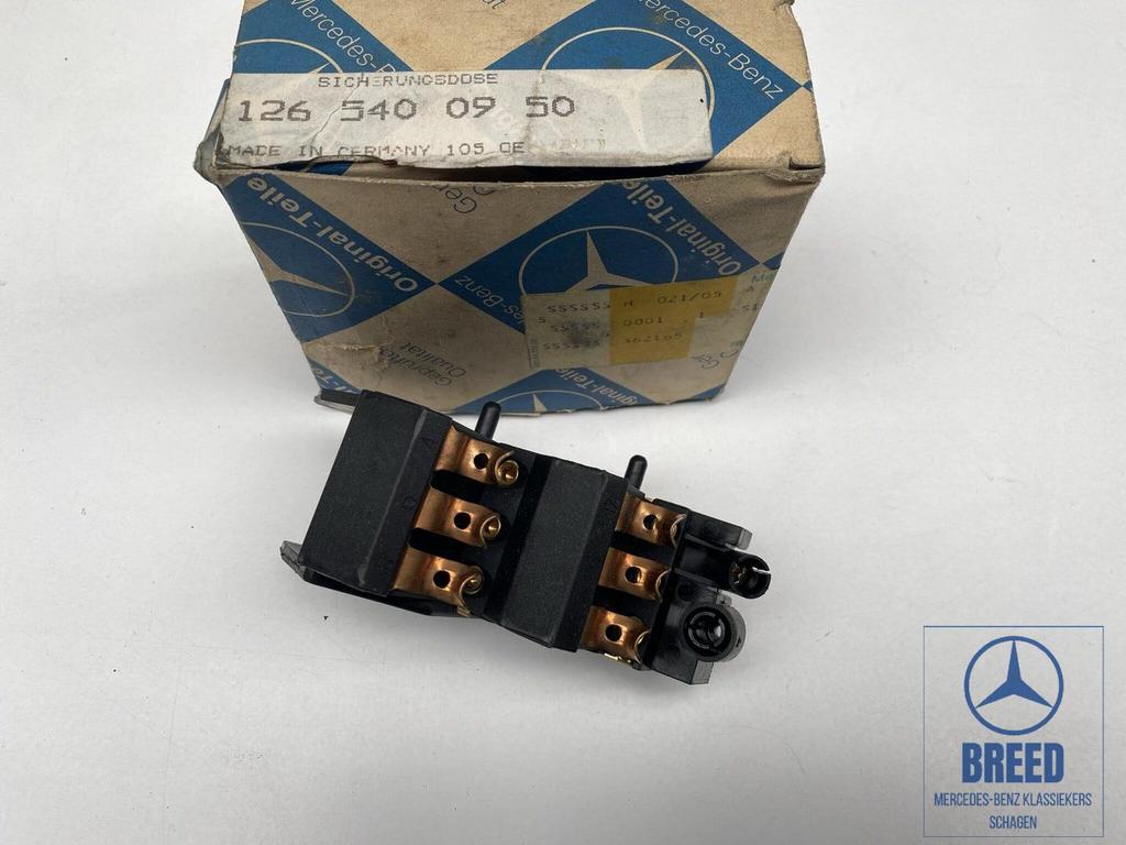 NOS zekeringkastdeel voor Mercedes-Benz W126, Autos : Pièces & Accessoires, Neuf, -, -, Enlèvement ou Envoi