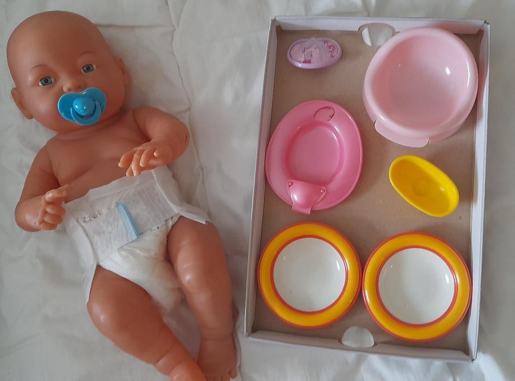 babypop met benodigdheden, Ophalen of Verzenden, Babypop