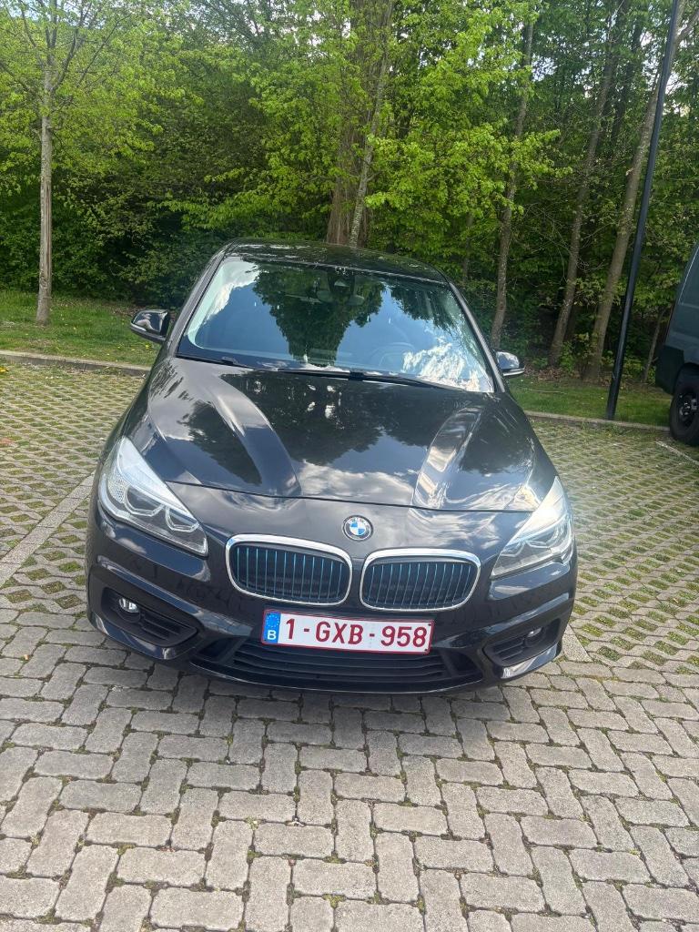 BMW 218D te koop, Autos, Euro 6, Cruise Control, Entretenue par le concessionnaire, Noir