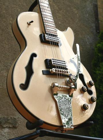 Ibanez ArtCore hollow body — modele rare en etat impeccable, Musique & Instruments, Enlèvement ou Envoi, Comme neuf, Hollow body