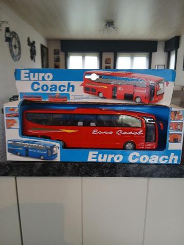 Speelgoedbus beschikbaar voor biedingen