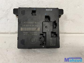 MERCEDES CLS C219 LINKS achter deurvergrendelings module 219 beschikbaar voor biedingen