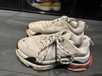 Balenciaga triple s 37, Kleding | Dames, Schoenen, Balenciaga, Overige kleuren, Sneakers, Gedragen