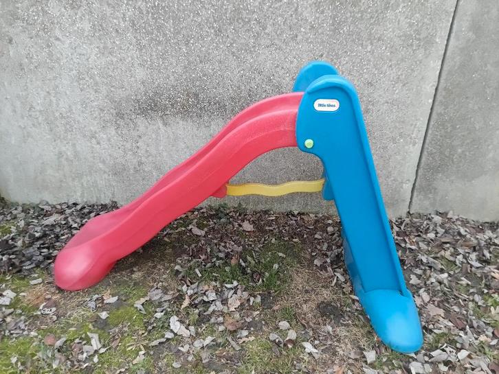 Glijbaan Little tikes, Enfants & Bébés, Jouets | Extérieur | Aires de jeux, Comme neuf, Toboggan, Enlèvement