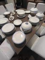 72 delig servies gestempeld “opaque de sarrequemines”, Antiek en Kunst, Ophalen