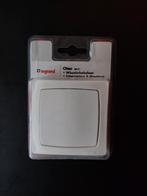 Opbouwschakelaar Legrand Oteo, Ophalen of Verzenden