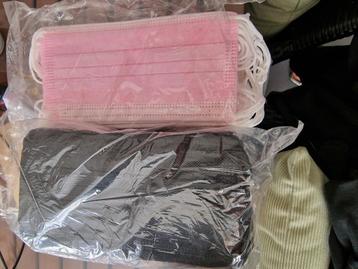 Mondmaskers verschillende kleuren  beschikbaar voor biedingen