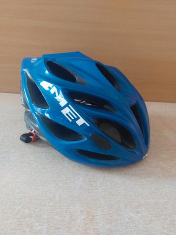 Casque réglable pour vélo
