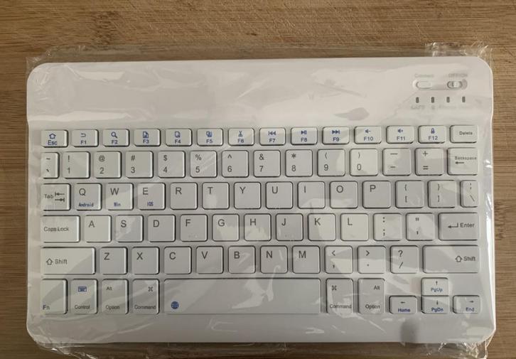 Draagbaar Bluetooth Mini-toetsenbord, Computers en Software, Toetsenborden, Nieuw, Draadloos, Ophalen of Verzenden