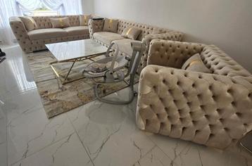 Luxueuze 3,3,1 zetels salon tafel + 6 stoelen met eettafel beschikbaar voor biedingen