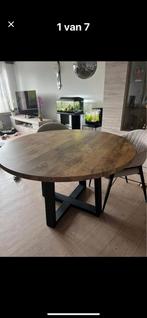 Mooie ronde tafel 130 cm, Ophalen, Zo goed als nieuw, Vier personen, Eikenhout