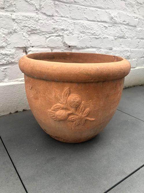 Bloempot • terracotta • tuindecoratie, Tuin en Terras, Bloempotten, Gebruikt, Terracotta, Tuin, Minder dan 40 cm, 25 tot 40 cm
