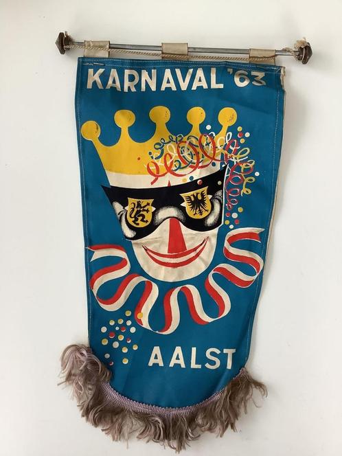 Fanion de carnaval d'Alost 1963, Collections, Marques & Objets publicitaires, Utilisé, Autres types, Enlèvement ou Envoi