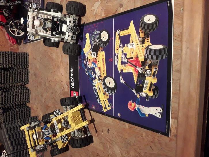 Lego set 8840 en set 8230, Kinderen en Baby's, Speelgoed | Duplo en Lego, Zo goed als nieuw, Lego, Ophalen of Verzenden