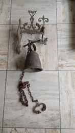 Clochette liturgique, Bronze, Enlèvement