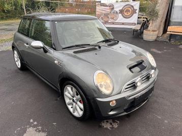mini cooper S 170pk benzine airco navi panodak beschikbaar voor biedingen
