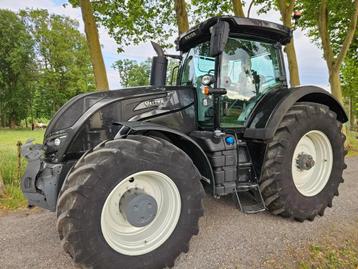 Valtra S394 TwinTrac S294 S324 S354 S374 FENDT 939 933 beschikbaar voor biedingen