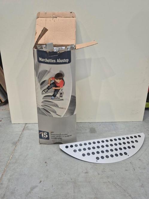 Aluminium trapmatten 16 stuks, Doe-het-zelf en Bouw, Ladders en Trappen, Nieuw, Ophalen