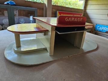 Sio vintage garage Esso 1960 50x25x17 cm, Enlèvement ou Envoi, Utilisé