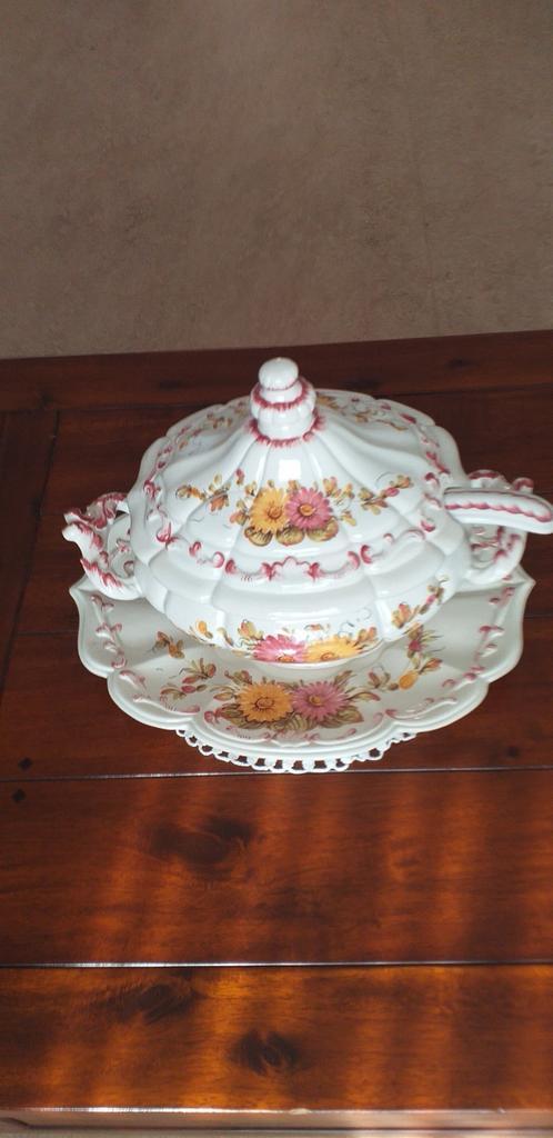 Antieke soep terrine.Made in Italy. Vlug weg prijs., Antiek en Kunst, Antiek | Schalen, Ophalen