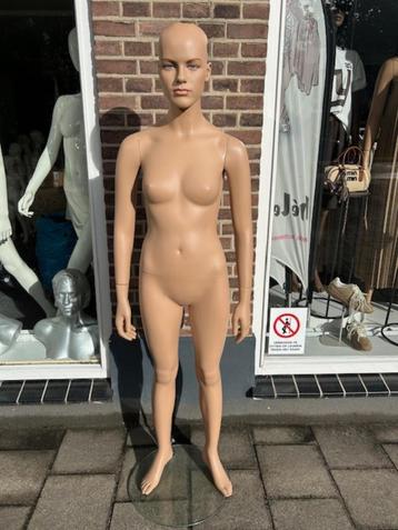 Hans Boodt etalagefiguur paspop etalagepop tiener meisje 165 beschikbaar voor biedingen
