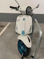 Vespa Primavera 50 Neuve 34km, Fietsen en Brommers, Brommers | Vespa, Ophalen
