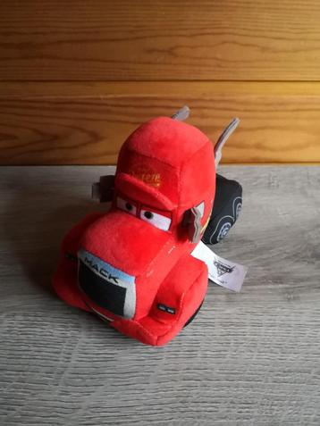 Cars 3 knuffeltje - Mack  beschikbaar voor biedingen