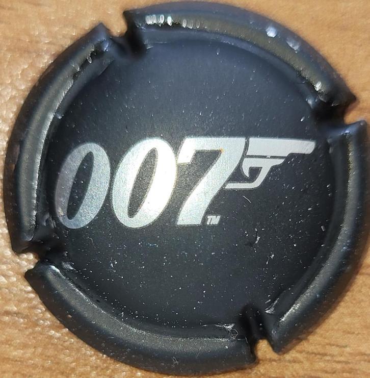 Champagnecapsule BOLLINGER zwart&zilver nr 57d **EX.ZELDZ**, Verzamelen, Wijnen, Zo goed als nieuw, Champagne, Frankrijk, Ophalen of Verzenden