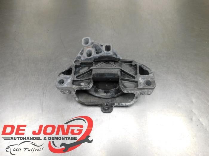 Support moteur d'un Mercedes GLB-Klasse, Autos : Pièces & Accessoires, Suspension & Châssis, Mercedes-Benz, Utilisé, 3 mois de garantie