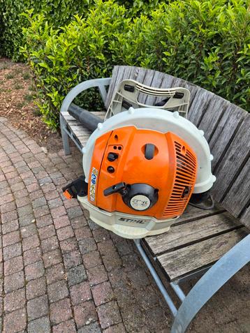 Stihl BR 700 ruggedragen benzine bladblazer   beschikbaar voor biedingen