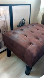 Poef / hocker / voetenbank, Enlèvement