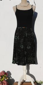 Très jolie jupe en 100% soie T38-40, Vêtements | Femmes, Jupes, Enlèvement ou Envoi, Neuf, Taille 38/40 (M), Noir