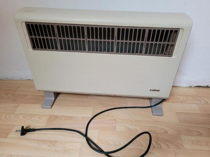 Nieuwe Calor elektrische ruimteverwarming van 2000 watt, Doe-het-zelf en Bouw, Verwarming en Radiatoren, Zo goed als nieuw, Ophalen