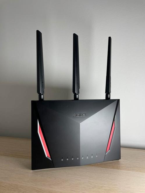 Routeur ASUS AC2900 (RT-AC86U) – WiFi puissant et performant, Computers en Software, Routers en Modems, Zo goed als nieuw, Router