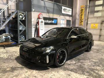 1:18 Audi RS3 - nieuw in de doos beschikbaar voor biedingen