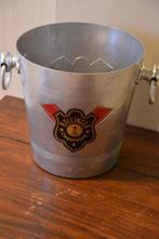 Bollinger champagne koeler, Ophalen