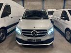 Mercedes v220d. 
9-2023 
Slechts: 53.000km 
7place, Particulier, Achat
