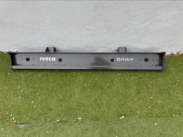 Iveco daily camionette parchoc arrière beschikbaar voor biedingen