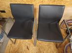Stoelen in leder, Ophalen, Twee, Zwart, Zo goed als nieuw