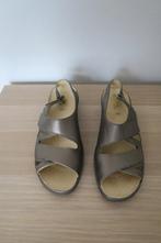 Goud/bronskleurige sandalen - Damart- M 40, Kleding | Dames, Schoenen, Bruin, Damart, Gedragen, Sandalen of Muiltjes