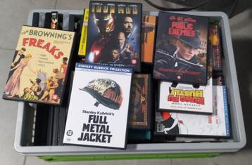 verschillende DVDs beschikbaar voor biedingen