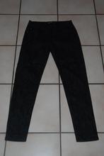 Zwarte "Onado" slim jeans met bloemen Maat M/38 UK10 als NIE, Kleding | Dames, W30 - W32 (confectie 38/40), Ophalen of Verzenden