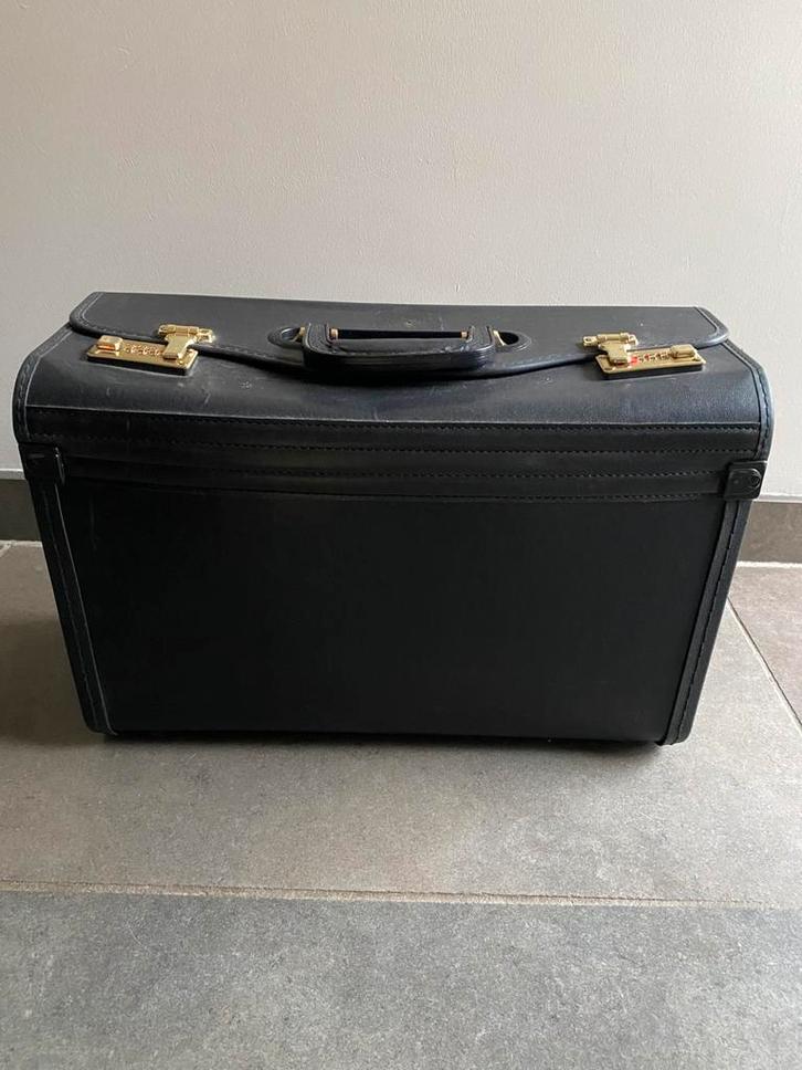 Étui pilote, Bijoux, Sacs & Beauté, Valises, Utilisé, Plastique dur, 50 à 60 cm, Moins de 35 cm, Clé, Enlèvement ou Envoi