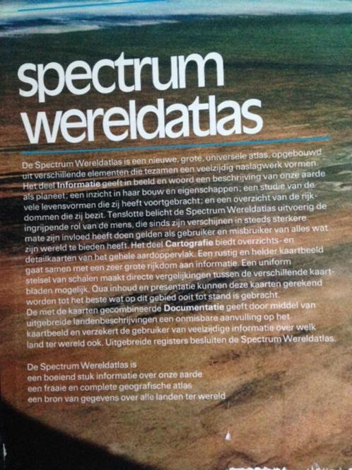 Spectrum wereldatlas. Hardcover, Boeken, Wetenschap, Zo goed als nieuw, Overige wetenschappen, Ophalen of Verzenden