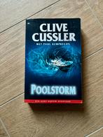 Clive Cussler - Poolstorm, Livres, Thrillers, Comme neuf, Enlèvement ou Envoi
