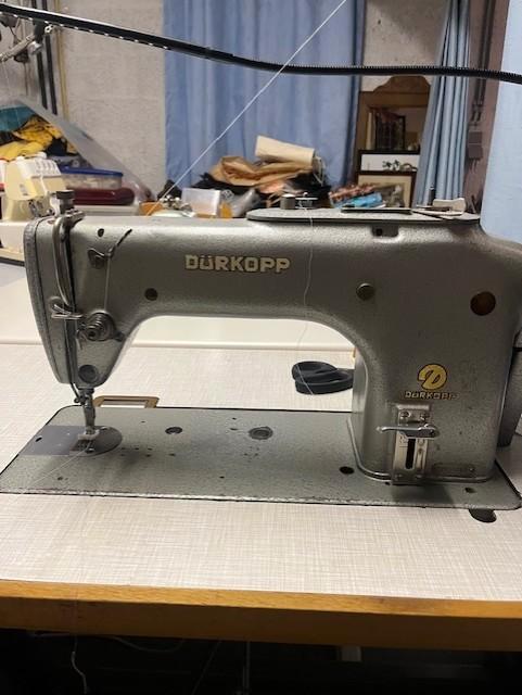 machine à coudre, Hobby en Vrije tijd, Naaimachines en Toebehoren, Gebruikt, Naaimachine, Overige merken, Industrieel, Ophalen