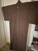 Kimono japonais vintage – Soie violette avec chrysanthèmes, Huis en Inrichting, Stoffering | Gordijnen en Lamellen, Ophalen of Verzenden