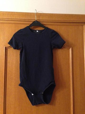 1 donkerblauwe body korte mouw en drukknopen, 140, Pien&Poll beschikbaar voor biedingen